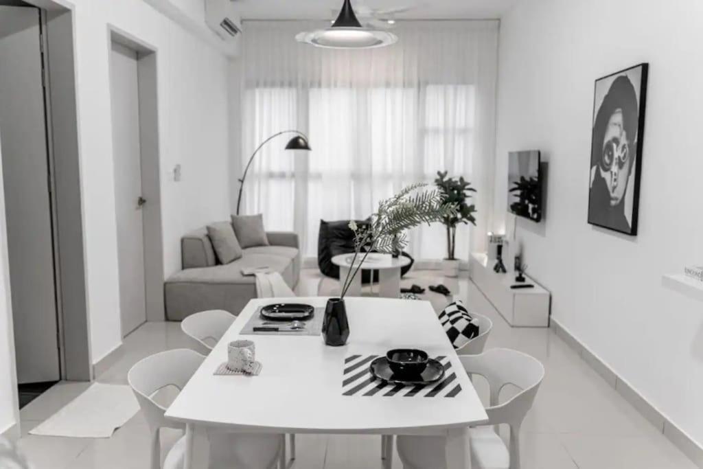 Pangsapuri Trion Kl - 2 Bedroom, 5 Pax, Netflix, Free Car Park Kuala Lumpur